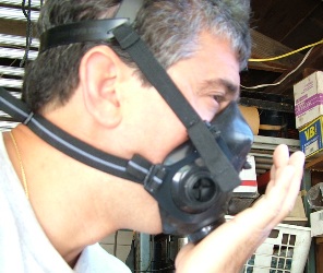 Positive pressure fit test